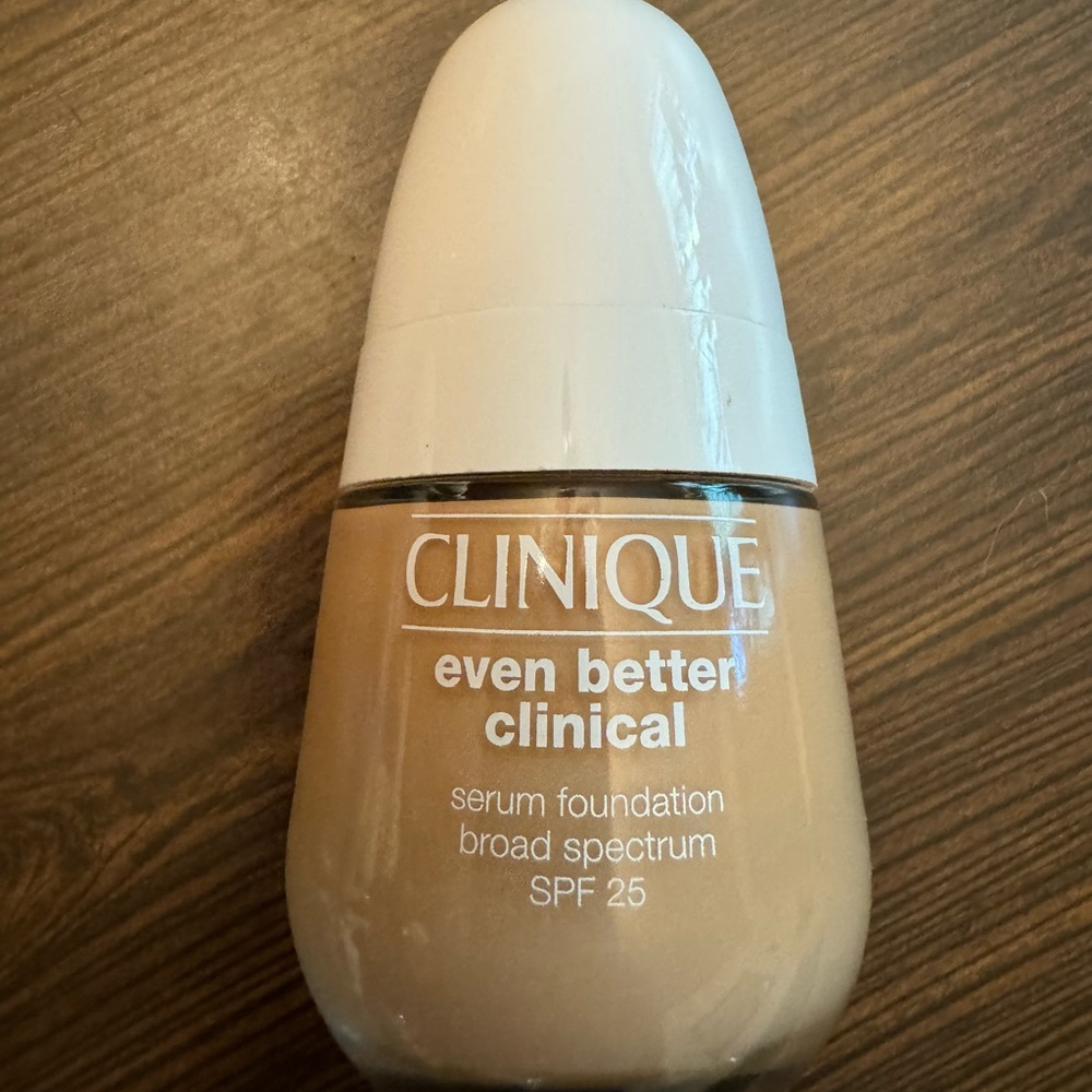 Like New Clinique even better serum foundation